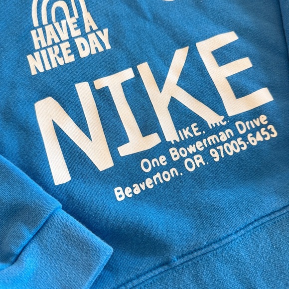 Nike Kids' "Have A Nike Day" Blue Graphic Crew Neck Sweatshirt Pullover Size 3T - Picture 3 of 6
